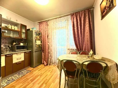 Продается 1-комн. квартира, 42 м²