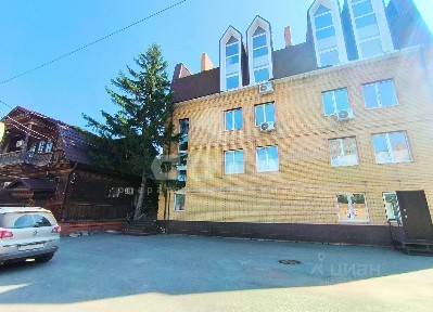 Продается здание, 787 м²