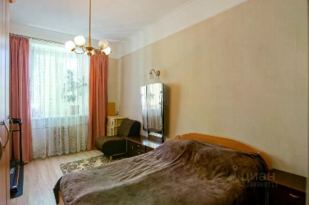 Продается 2-комн. квартира, 59,8 м²