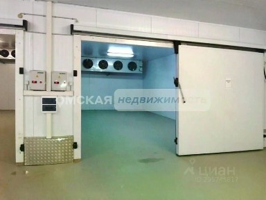 Продается здание, 3 500 м²