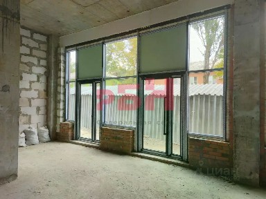 Сдается торговая площадь, 318 м²