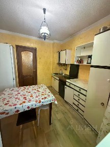 Продается 4-комн. квартира, 77,3 м²