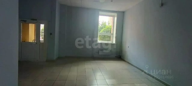 Продается торговая площадь, 112 м²