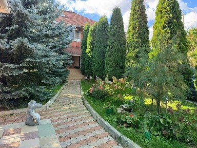 Продается 3-этажный коттедж, 536 м²