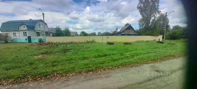 Брянская область, Брянск, р-н Фокинский, Белые Берега пгт, Комсомольская ул., 42