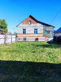 Продается 2-этажный дом, 130 м²