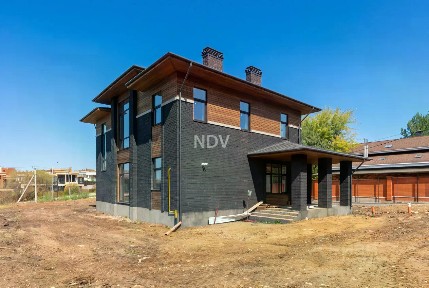 Продается 2-этажный дом, 250 м²