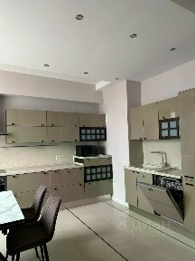 Сдается 2-комн. квартира, 90 м²