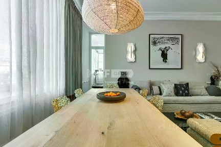 Сдается 3-комн. квартира, 156 м²