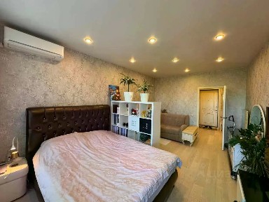 Продается 1-комн. квартира, 41,9 м²