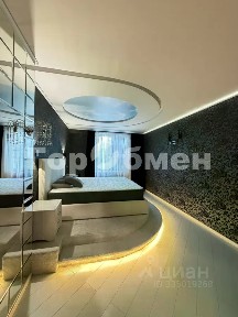 Продается 4-комн. квартира, 136,3 м²