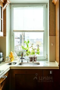 Продается 4-комн. квартира, 143 м²