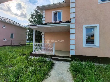Продается 2-этажный таунхаус, 138 м²