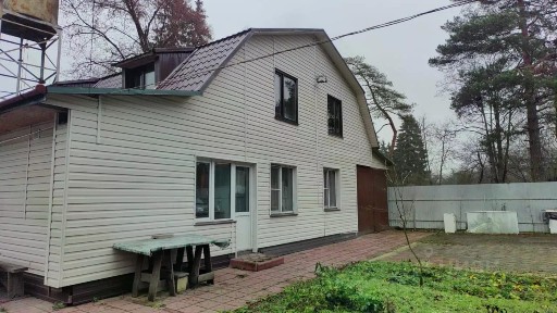 Продается 2-этажный дом, 240 м²