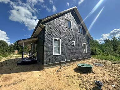 Продается 2-этажный дом, 154 м²