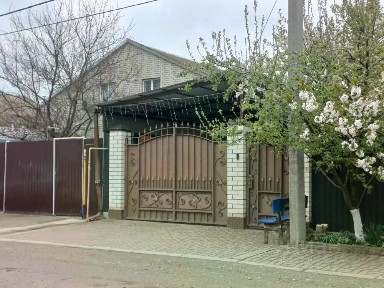 Продается 2-этажный дом, 170 м²