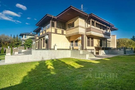 Сдается 2-этажный коттедж, 1 000 м²
