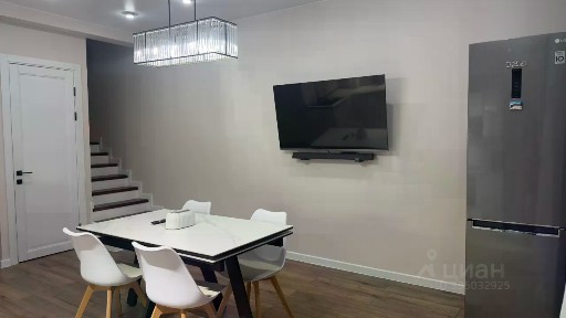 Сдается 3-этажный таунхаус, 137 м²