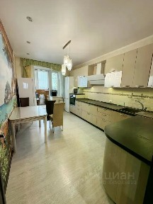 Продается 3-комн. квартира, 82,3 м²