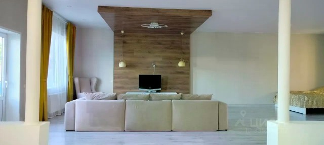 Продается 2-этажный дом, 192 м²