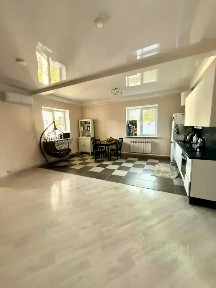 Продается 2-этажный дом, 230 м²