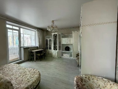 Продается 2-комн. квартира, 75,6 м²