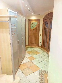Продается 2-комн. квартира, 70 м²
