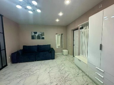 Продается 1-комн. квартира, 42 м²