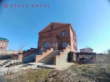 Продается 2-этажный дом, 496,6 м²