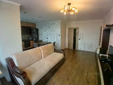 Продается 2-комн. квартира, 70,1 м²