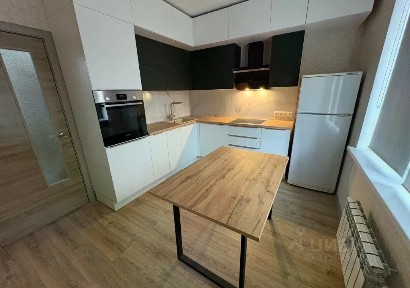 Продается 2-комн. квартира, 55 м²