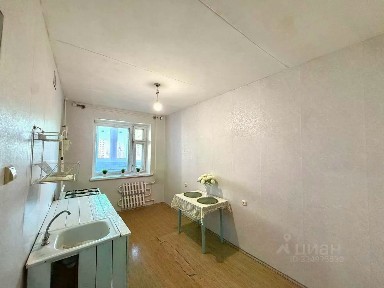 Продается 2-комн. квартира, 65 м²