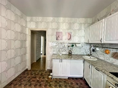 Продается 2-комн. квартира, 55,8 м²