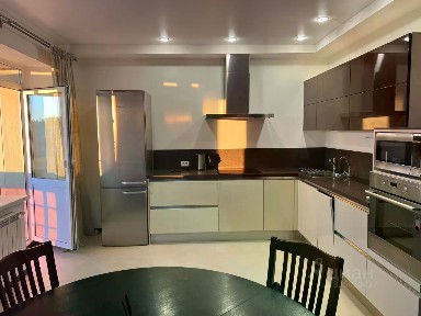 Сдается 2-комн. квартира, 80 м²