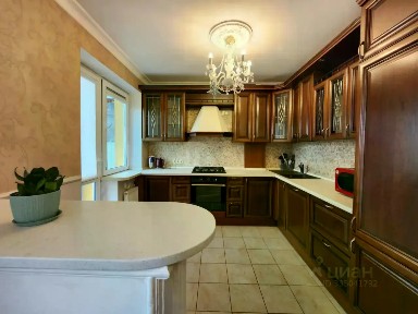 Сдается 5-комн. квартира, 129 м²