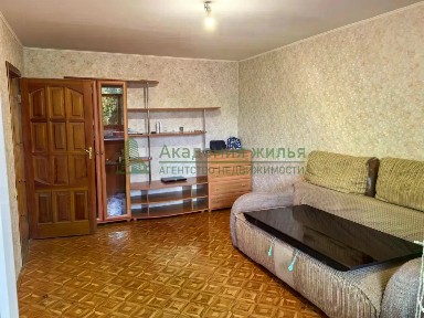 Продается 2-комн. квартира, 52 м²