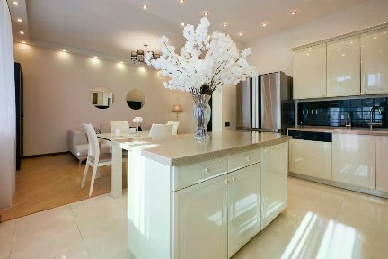 Сдается 3-комн. квартира, 130 м²