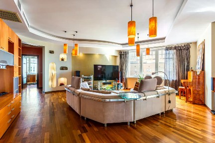 Сдается 4-комн. квартира, 171,1 м²