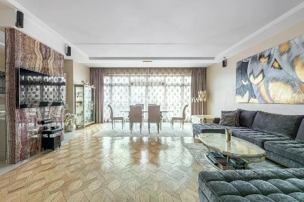 Сдается 4-комн. квартира, 201 м²