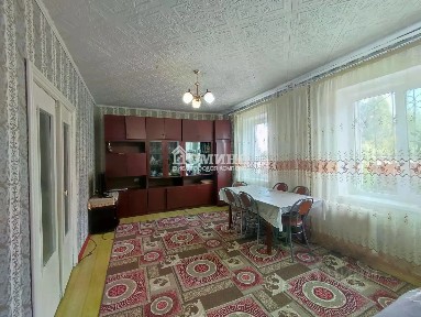 Продается 4-комн. квартира, 89,6 м²