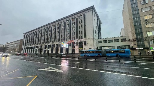 Продается торговая площадь (B)