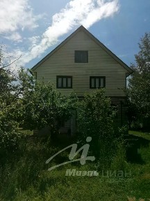 Продается 3-этажный дом, 200 м²