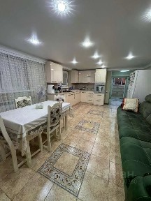 Продается 2-этажный дом, 200 м²