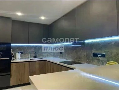 Продается 5-комн. квартира, 164 м²