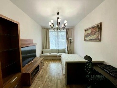 Продаются 3-комн. апартаменты, 65 м²