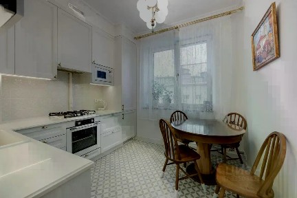 Продается 3-комн. квартира, 72 м²
