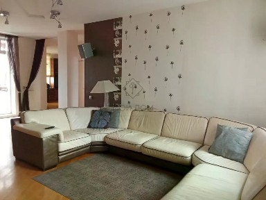 Продается 3-комн. квартира, 100,3 м²