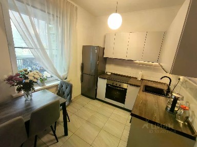 Продается 2-комн. квартира, 58 м²