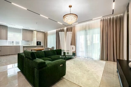 Продается 2-этажный коттедж, 300 м²