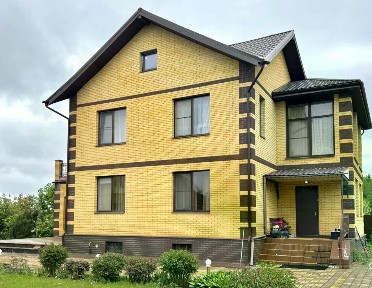 Продается 3-этажный дом, 170 м²